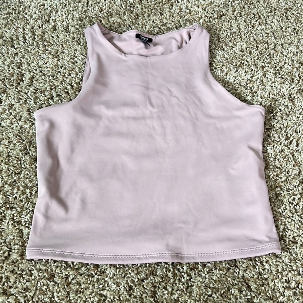 Express body contour size medium cropped tank in mauve/nude EUC